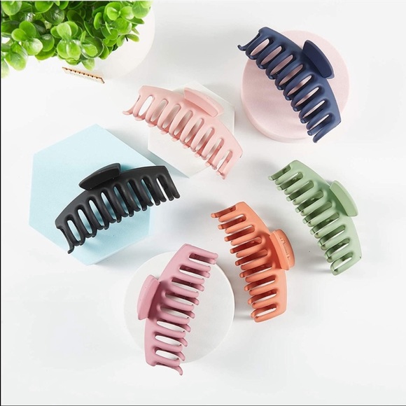 Amazon Large Matte Claw Clips Set of 5 - Picture 1 of 6